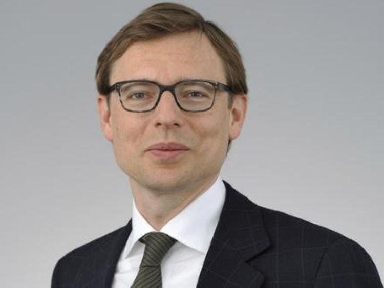 Schmitz-Esser Valerio Credit Suisse Asset Management Credit Suisse ETF